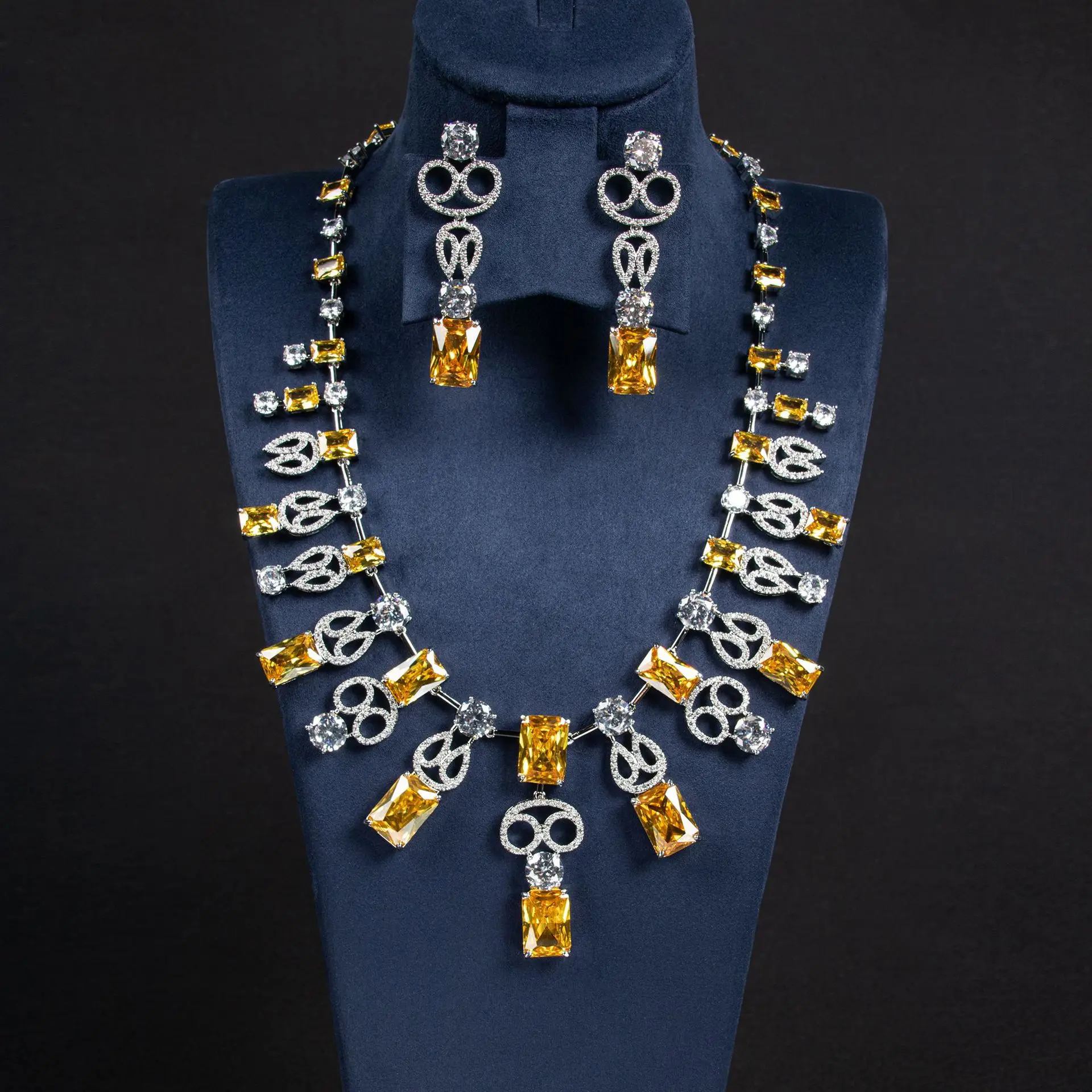 Luxury Saudi Geometric Multi-colour Necklace Earrings Zirconia Women's Jewellery Set Party Wedding Dress Prom Accessories M-354
Luxury Saudi Geometric Multi-colour Necklace Earrings Zirconia Women's Jewellery Set Party Wedding Dress Prom Accessories M-354