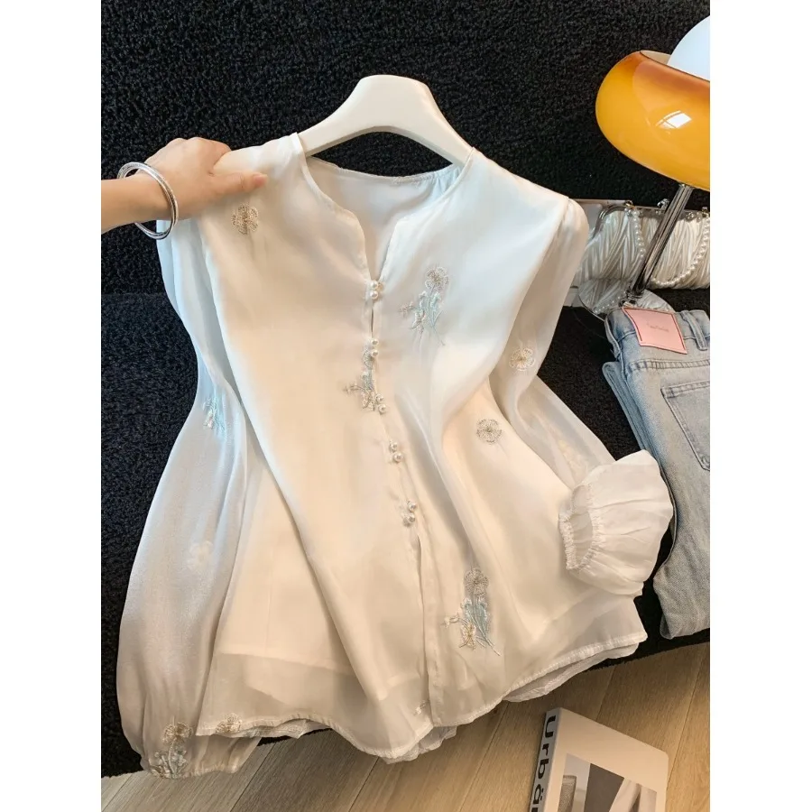 Elegant Chinese Style Long Sleeve Embroidered Chiffon Shirt Women's Spring Summer Casual High-End Feeling Vintage Floral Shirt
Elegant Chinese Style Long Sleeve Embroidered Chiffon Shirt Women's Spring Summer Casual High-End Feeling Vintage Floral Shirt