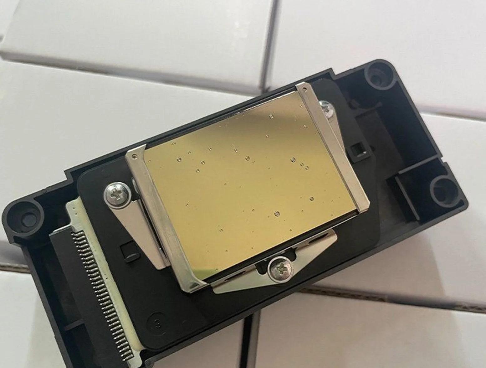 Printer head Printer head Unlocked Printer head DX5 F186000 For JV33 JV3 RJ900 For 1604 1614 F186000 Printer XULI X6-1600S
Printer head Printer head Unlocked Printer head DX5 F186000 For JV33 JV3 RJ900 For 1604 1614 F186000 Printer XULI X6-1600S