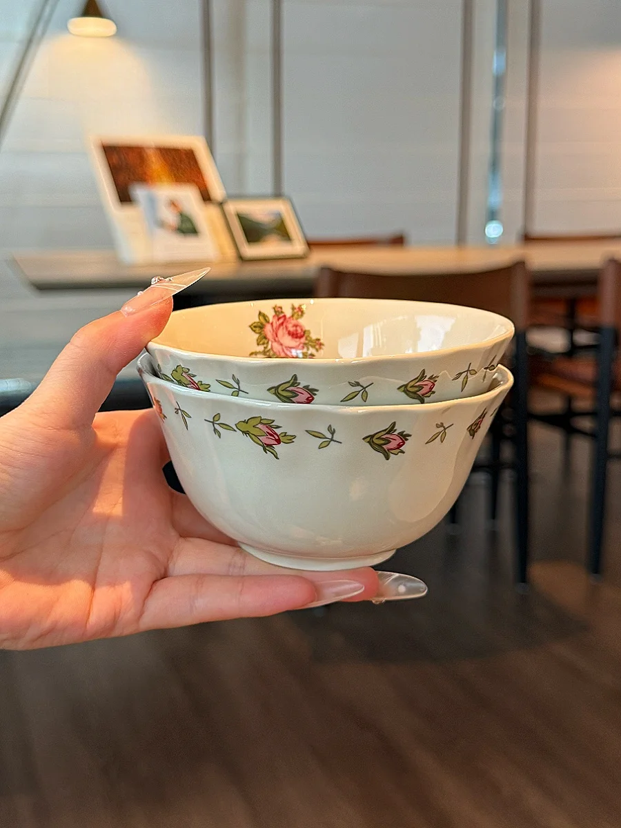 Retro Rose Mist High Configuration Dining Table Cerc Bowl Rice Bowl Dert Bowl Wave Small Bowl Daily Use Porcelain
Retro Rose Mist High Configuration Dining Table Cerc Bowl Rice Bowl Dert Bowl Wave Small Bowl Daily Use Porcelain