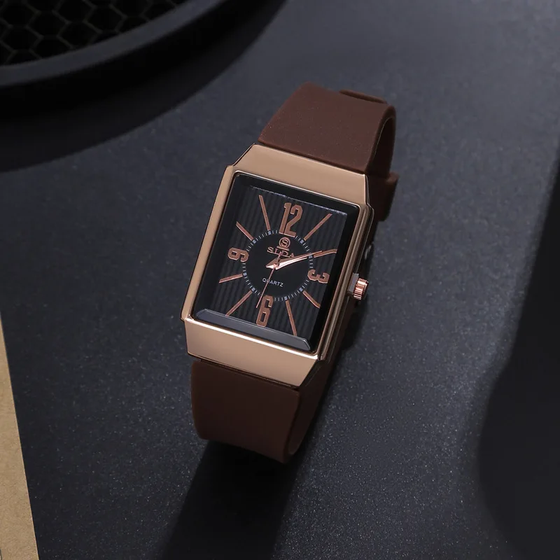Simple explosion rectangular dial fashionable men's watch student high value silicone tape thin quartz watch men 
Simple explosion rectangular dial fashionable men's watch student high value silicone tape thin quartz watch men
