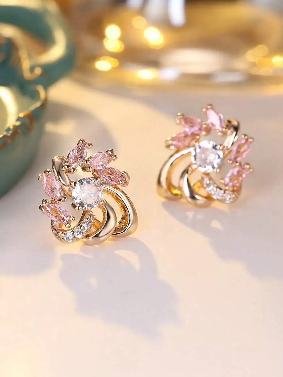 Elegant Two-Tone Zirconia Flower Stud Earrings For Women Fashion Jewelry Party Gift
Elegant Two-Tone Zirconia Flower Stud Earrings For Women Fashion Jewelry Party Gift