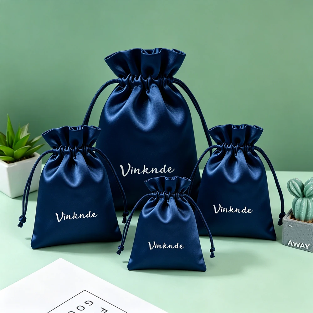 100Pcs Customized Logo Drawstring Bag Soft Navy Silk Stain Candy Pouches for Jewelry Earrings Watches Cosmetic Gift Wedding Bags
100Pcs Customized Logo Drawstring Bag Soft Navy Silk Stain Candy Pouches for Jewelry Earrings Watches Cosmetic Gift Wedding Bags