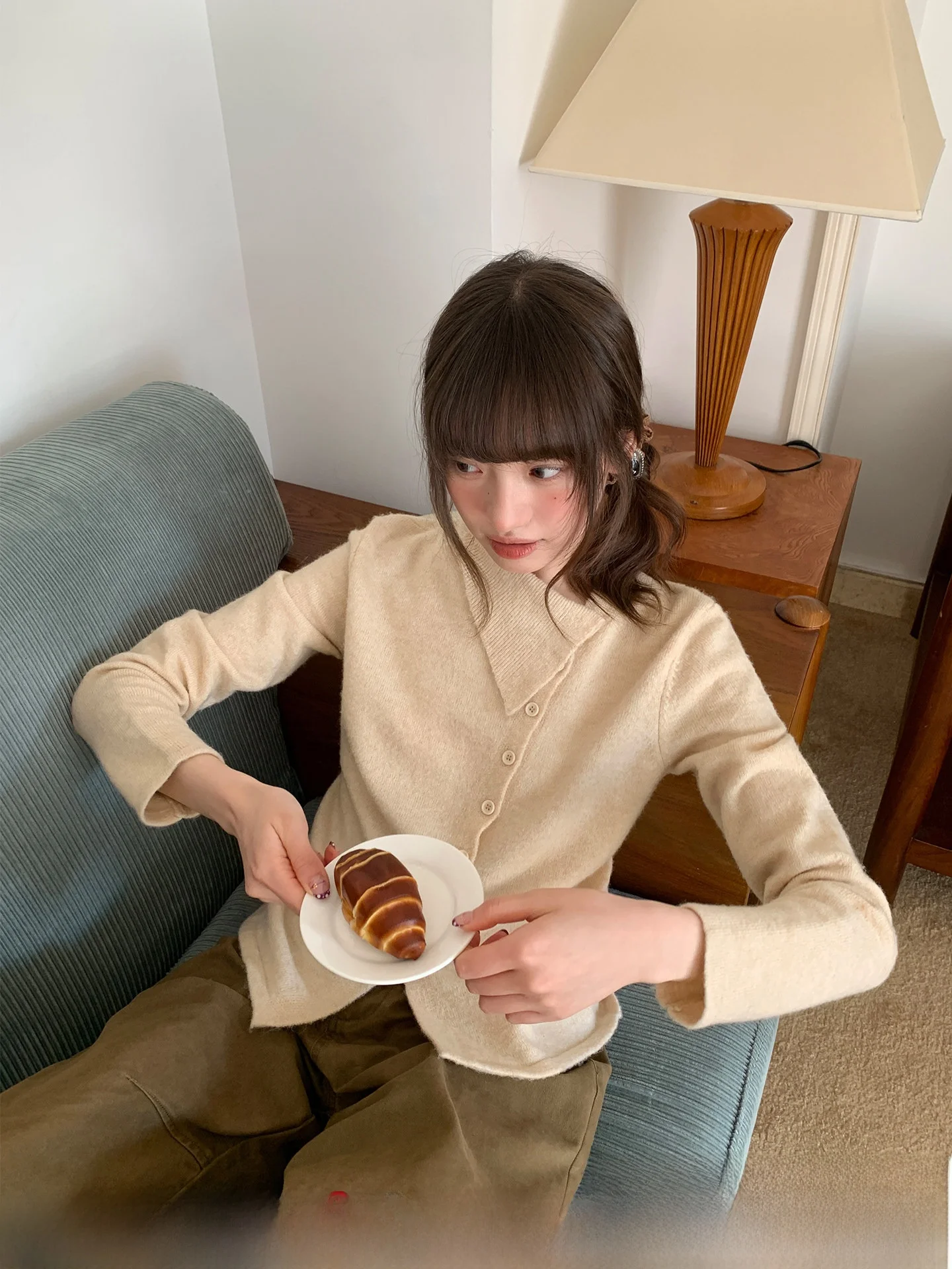 Hello Spring New Sle Women's Knitted Open Cardigan Belted Asymmetrical Collar Vintage Sle Regular Fit Long Sve
Hello Spring New Sle Women's Knitted Open Cardigan Belted Asymmetrical Collar Vintage Sle Regular Fit Long Sve