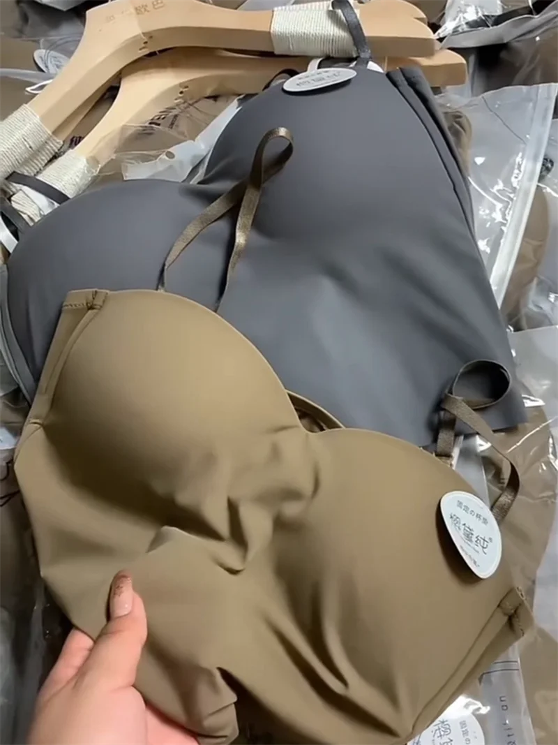 Модная глянцевая женская майка, модный сексуальный стиль, летнее новое поступление, элегантный женский жилет, светящаяся сетчатая версия, тренд для горячих девушек
Модная глянцевая женская майка, модный сексуальный стиль, летнее новое поступление, элегантный женский жилет, светящаяся сетчатая версия, тренд для горячих девушек