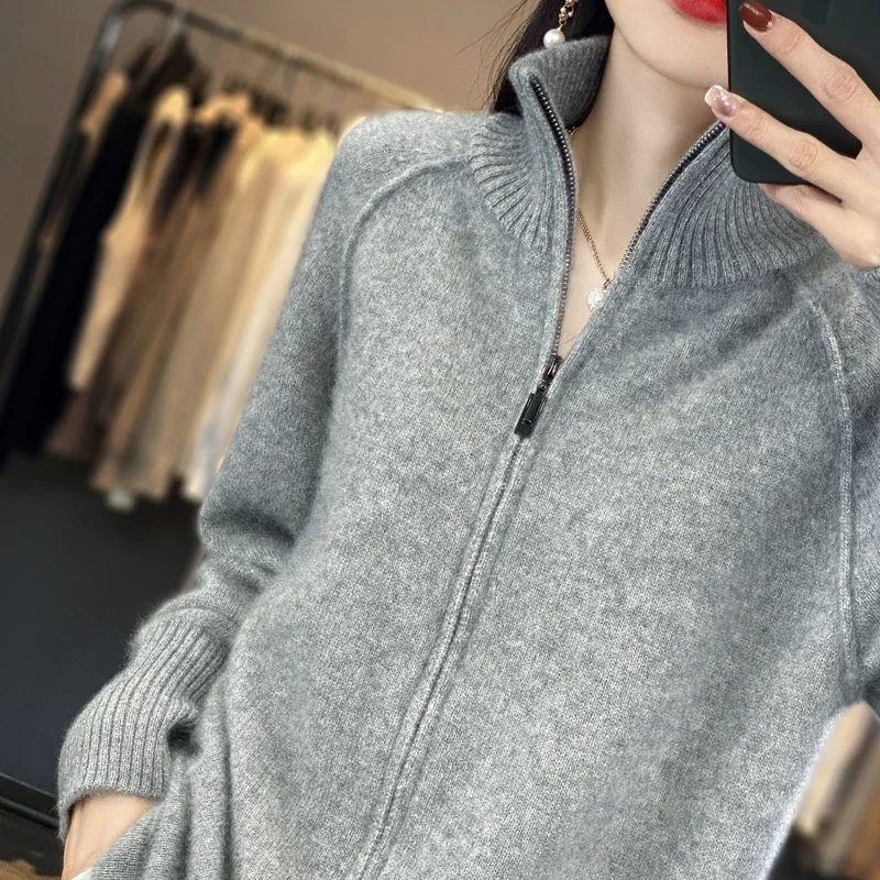 New Chic Women Zipper Cardigan Spring Autumn Warm Long Sleeve Sweater 100% Merino Wool Fashion Knit Sweater Women Coat
New Chic Women Zipper Cardigan Spring Autumn Warm Long Sleeve Sweater 100% Merino Wool Fashion Knit Sweater Women Coat