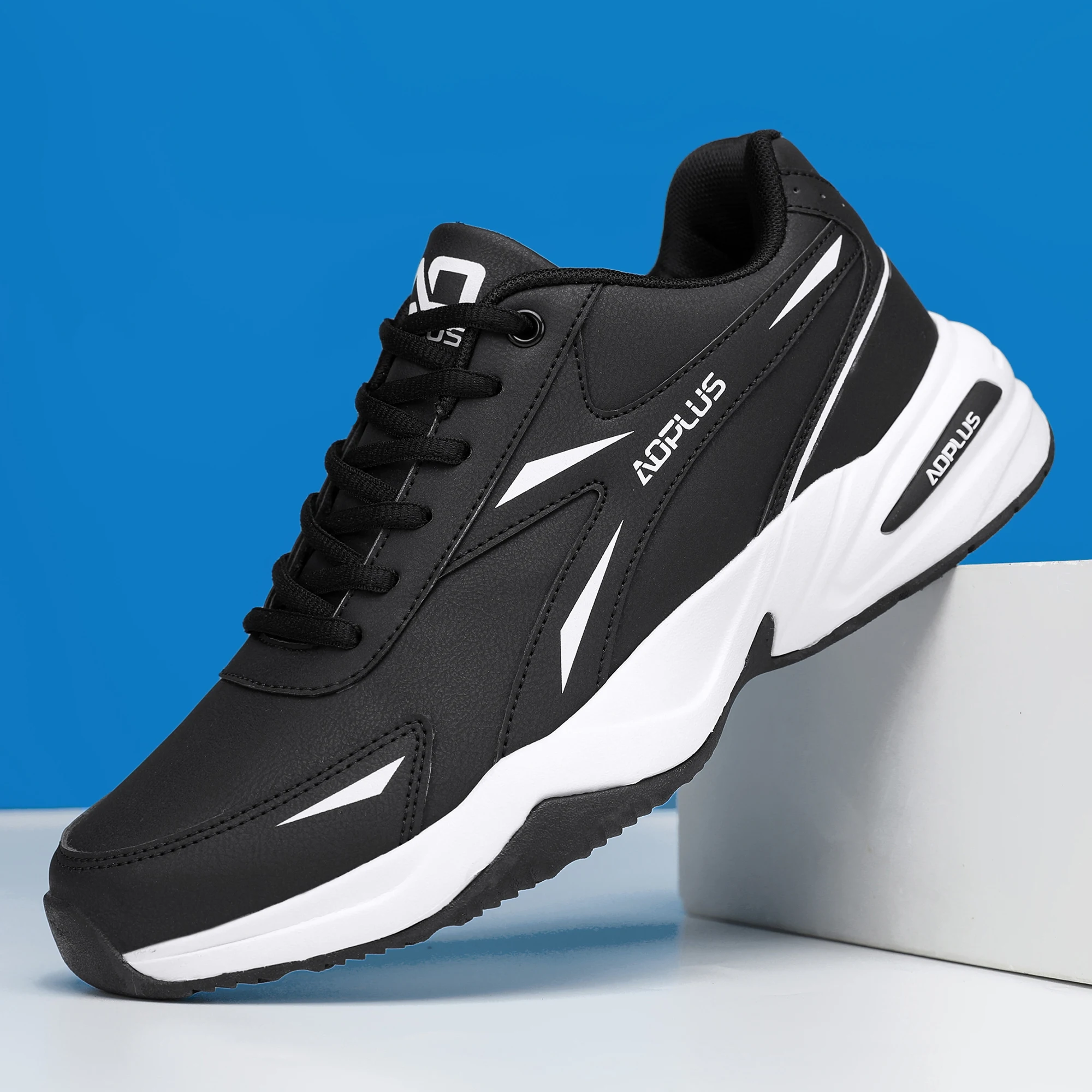 Новый стиль, модная мужская повседневная спортивная обувь, удобная уличная баскетбольная прогулочная обувь, мужская и женская повседневная обувь 10.
Новый стиль, модная мужская повседневная спортивная обувь, удобная уличная баскетбольная прогулочная обувь, мужская и женская повседневная обувь 10.