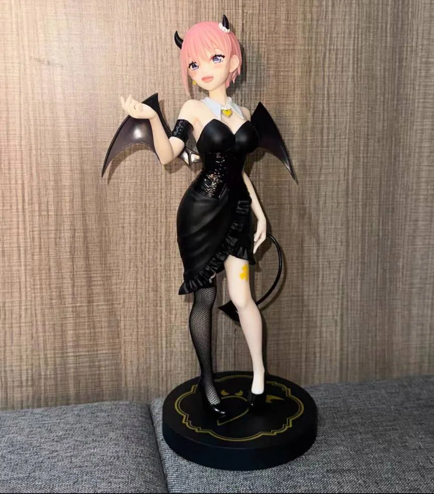 Без коробки В наличии, самая низкая цена, японское оригинальное аниме, ПВХ, Накано Ичика, фигурка темного ангела, коллекционная модель игрушки 
Без коробки В наличии, самая низкая цена, японское оригинальное аниме, ПВХ, Накано Ичика, фигурка темного ангела, коллекционная модель игрушки