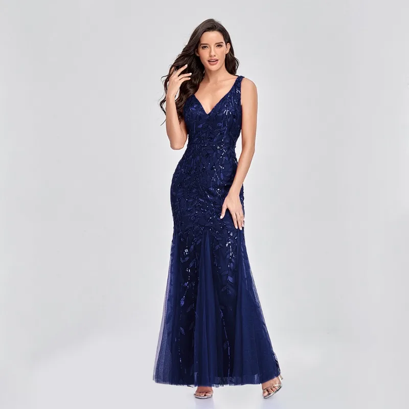 New 2025 Dress Sexy Long Dress Sleeveless V-neck Embroidered Bead Slimming Fish Tail Bridesmaid Evening Dress for Women
New 2025 Dress Sexy Long Dress Sleeveless V-neck Embroidered Bead Slimming Fish Tail Bridesmaid Evening Dress for Women