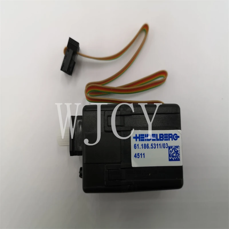 3 Pcs 61.186.5311/03 12V Hight Quality Ink Key Motor 61.186.5311 For Printing Machine Parts
3 Pcs 61.186.5311/03 12V Hight Quality Ink Key Motor 61.186.5311 For Printing Machine Parts