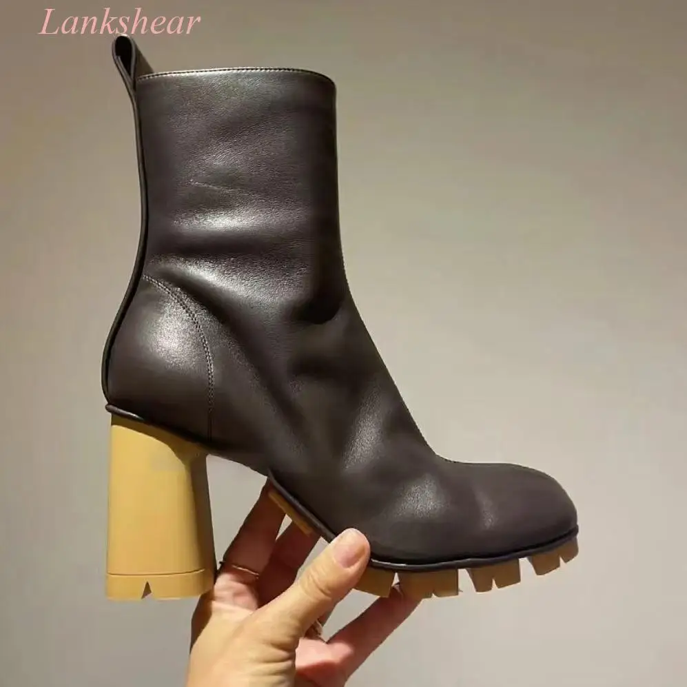 2024 Autumn and Winter New Women's Thick High Heel Square Toe Luxury Ankle Boots Side Zipper Comfortable Versatile Boots
2024 Autumn and Winter New Women's Thick High Heel Square Toe Luxury Ankle Boots Side Zipper Comfortable Versatile Boots