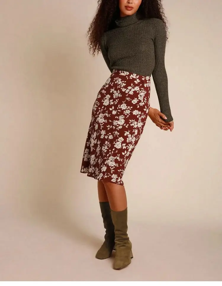 Floral Printed Slim Women's Midi Skirt High Waist French Ladies Vintage Side Buttons Long Skirts summer clothes for womans
Floral Printed Slim Women's Midi Skirt High Waist French Ladies Vintage Side Buttons Long Skirts summer clothes for womans
