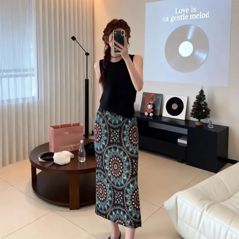 Miyake Pleated Skirt 2026 Spring/Summer New Comfortable Ancient Style Printed Fashion Casual Slim Fit Floral Pleated Skirt Pleat
Miyake Pleated Skirt 2026 Spring/Summer New Comfortable Ancient Style Printed Fashion Casual Slim Fit Floral Pleated Skirt Pleat