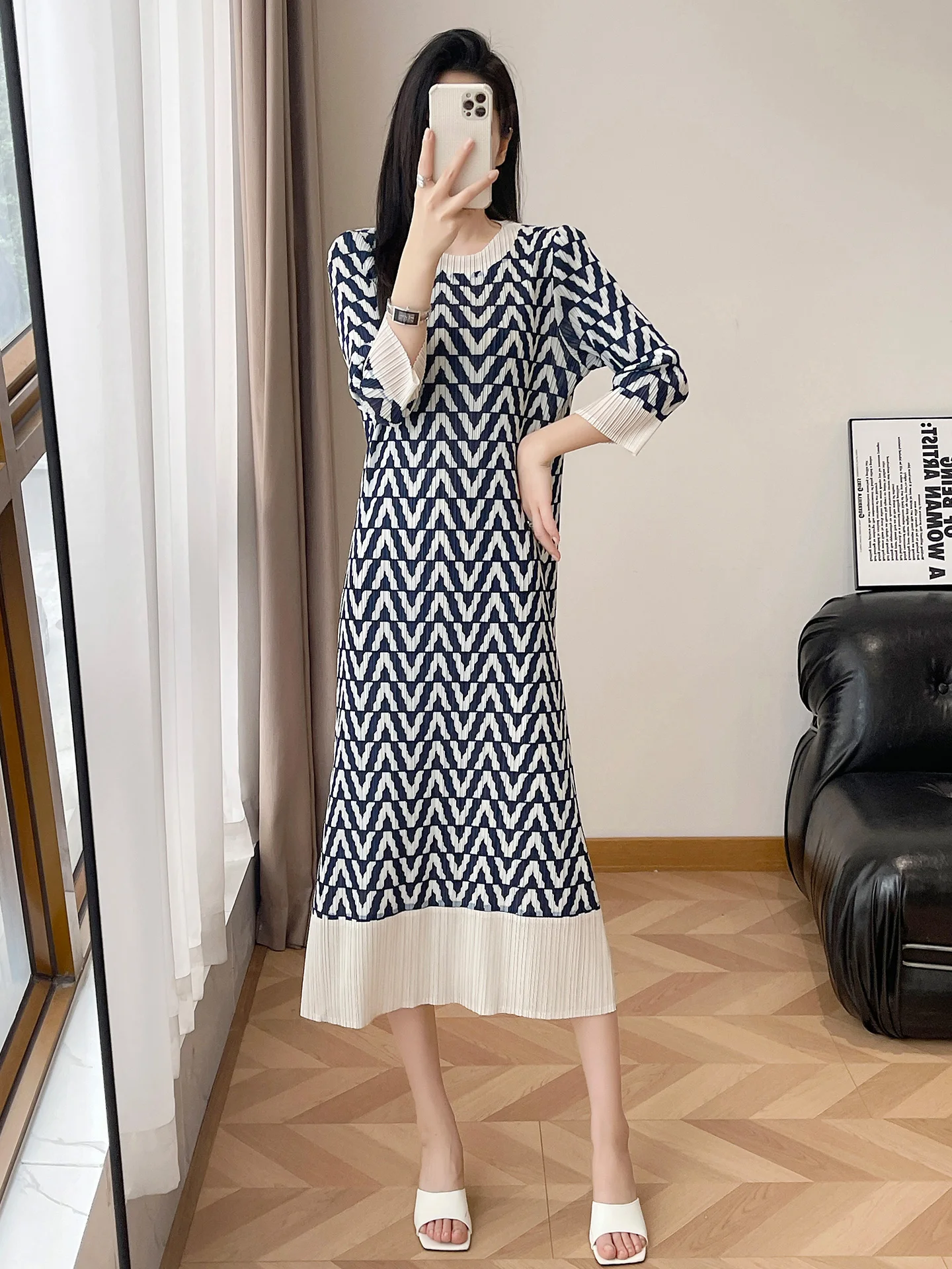 Summer Casual Pleated Women's Dress Floral Print Loose Fit H-Shape Polyester Fiber High Elasticity Straight Tube Skirt
Summer Casual Pleated Women's Dress Floral Print Loose Fit H-Shape Polyester Fiber High Elasticity Straight Tube Skirt