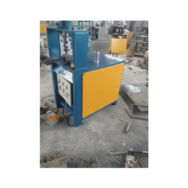 Высококачественная маленькая гидравлическая стальная труба, дешевая машина для пробивания дуги
Высококачественная маленькая гидравлическая стальная труба, дешевая машина для пробивания дуги