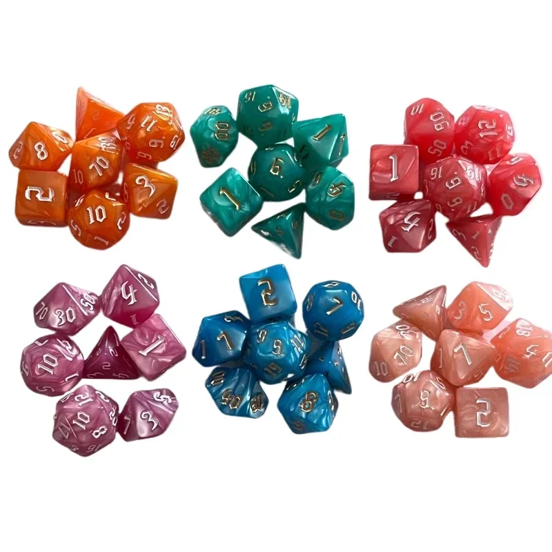 7 шт./компл. многосторонние игральные кости с жемчужным зерном для игровых кубиков DND PRTG, несколько форм, настольные игровые кости 
7 шт./компл. многосторонние игральные кости с жемчужным зерном для игровых кубиков DND PRTG, несколько форм, настольные игровые кости
