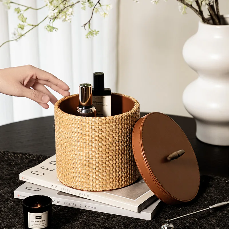 Retro Wicker Storage Baskets Leather Lid Dustproof Anti-fall Storage Bin Natural Grass Woven Cozy French Classic Home Storage
Retro Wicker Storage Baskets Leather Lid Dustproof Anti-fall Storage Bin Natural Grass Woven Cozy French Classic Home Storage