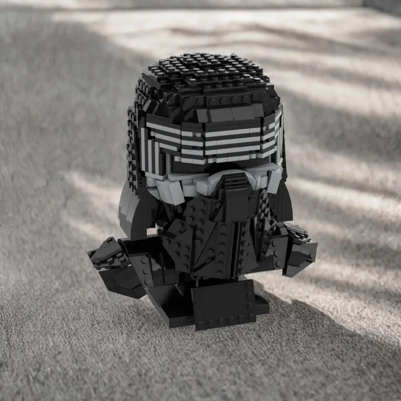 876-Piece Custom Building Set: Kylosaw Rensa Helmet, Intricate Details, Ideal for Star Wars Fans to Collect and Display!
876-Piece Custom Building Set: Kylosaw Rensa Helmet, Intricate Details, Ideal for Star Wars Fans to Collect and Display!