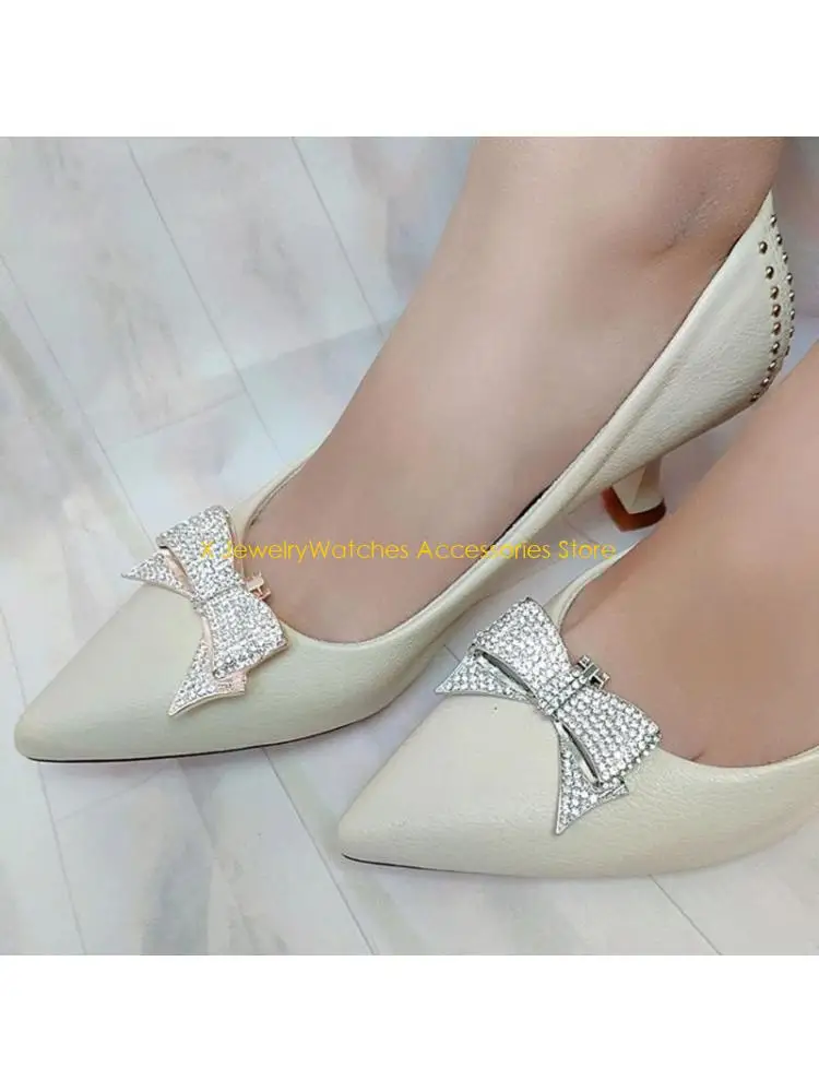 31KD зажим для обуви с бантом и стразами, декоративные зажимы, свадебная пряжка с подвеской для женщин
31KD зажим для обуви с бантом и стразами, декоративные зажимы, свадебная пряжка с подвеской для женщин