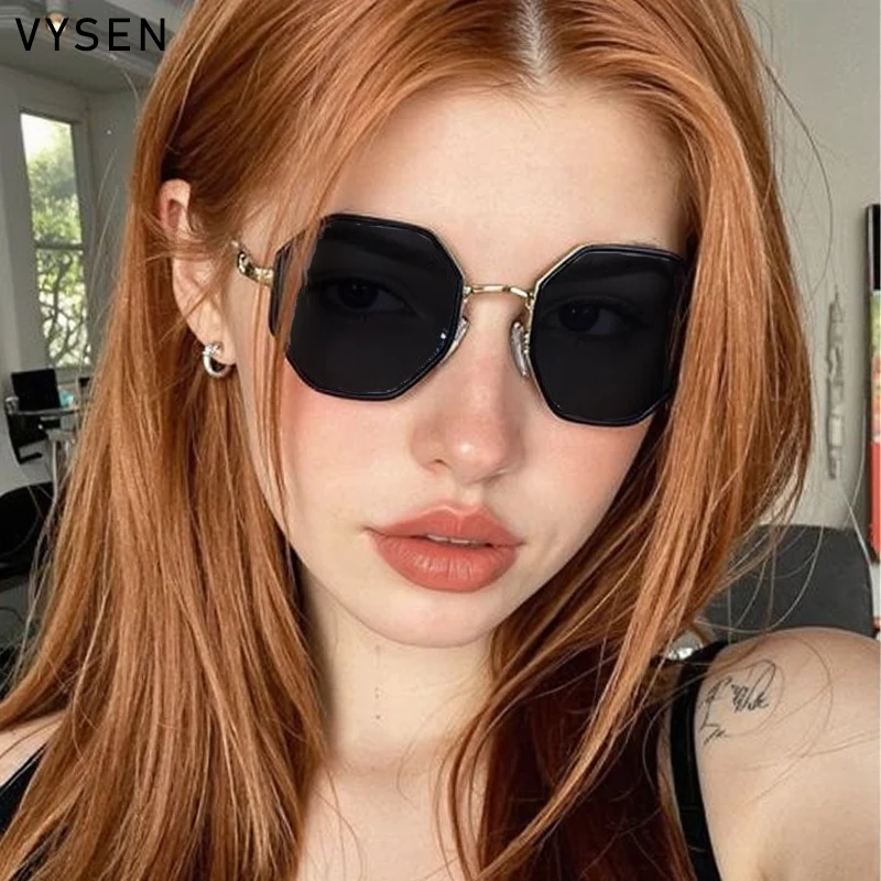 New Classic Luxury Brand Design Trend Octagonal Women's Sunglasses Metal Small Box Driving Polygonal Goggles UV400 Eyeglasses
New Classic Luxury Brand Design Trend Octagonal Women's Sunglasses Metal Small Box Driving Polygonal Goggles UV400 Eyeglasses