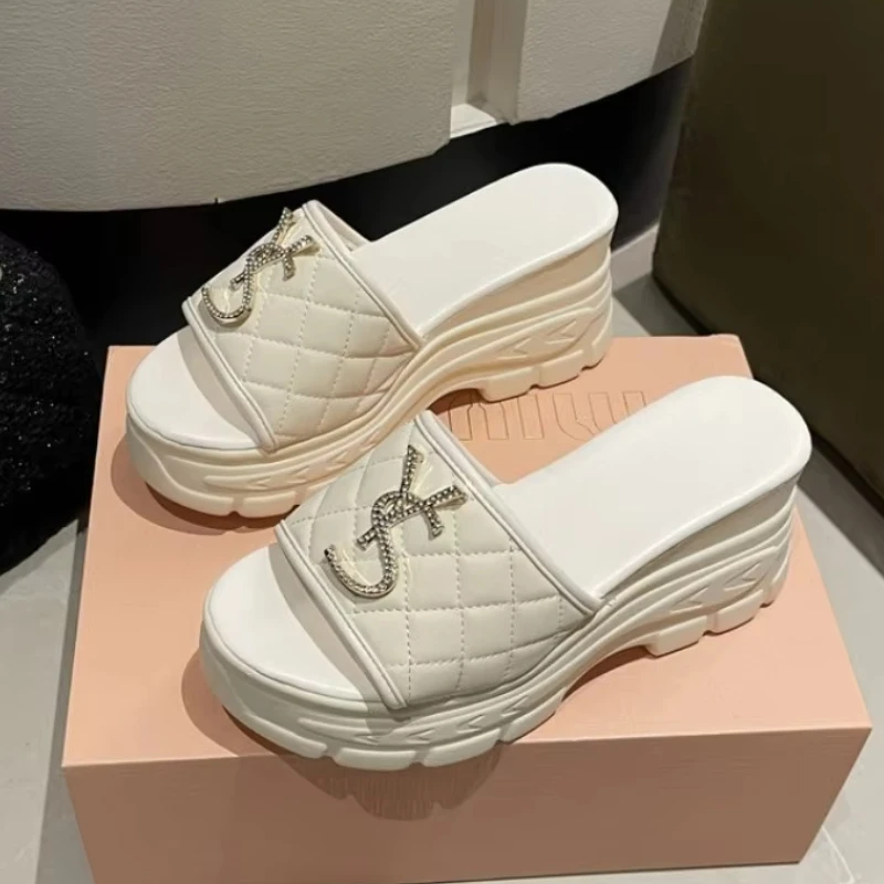 Women Platform Sandals Summer Fashion Letters Sandals Casual Comfortable Shoes Women Lightweight Slides Women Sandalias De Mujer
Women Platform Sandals Summer Fashion Letters Sandals Casual Comfortable Shoes Women Lightweight Slides Women Sandalias De Mujer