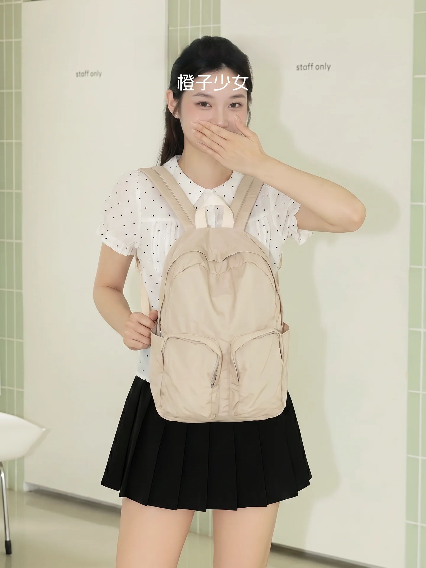 Simple Commuter Style Orange Girl Backpack Lightweight Travel Bag for Female College Students Sweet School Fashion Zipper Clo...
Simple Commuter Style Orange Girl Backpack Lightweight Travel Bag for Female College Students Sweet School Fashion Zipper Clo...