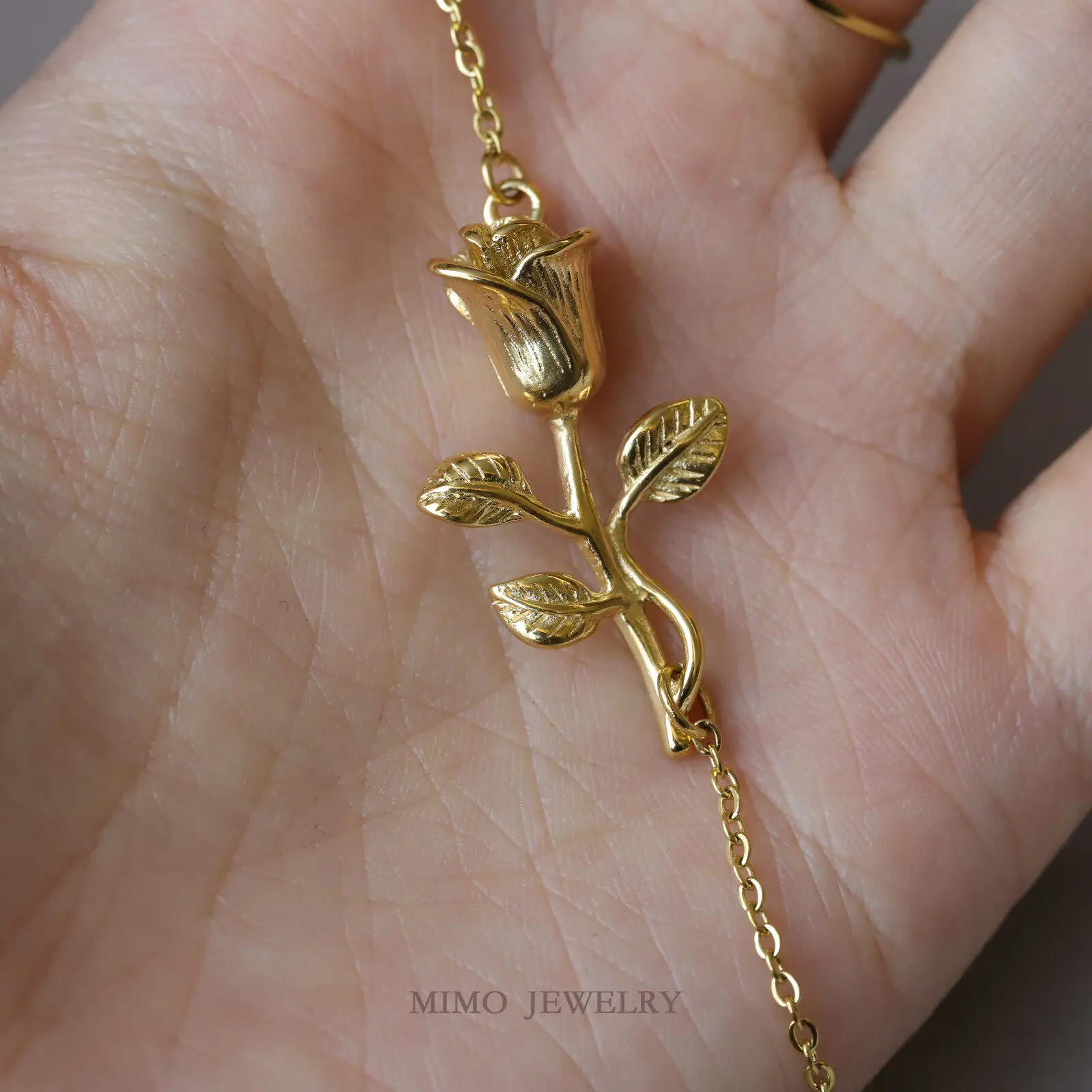 1 шт. подвеска-шарм в виде розы из титановой стали с золотым покрытием для изготовления ювелирных изделий, аксессуары для браслетов своими руками
1 шт. подвеска-шарм в виде розы из титановой стали с золотым покрытием для изготовления ювелирных изделий, аксессуары для браслетов своими руками