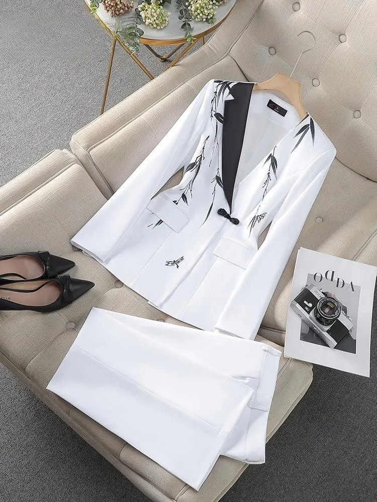 High end Pant Sets Spring Summer 2025 Splicing Collar Bamboo Leaf Chinese Button Style Fashion Temperament Women Two piece Sets
High end Pant Sets Spring Summer 2025 Splicing Collar Bamboo Leaf Chinese Button Style Fashion Temperament Women Two piece Sets