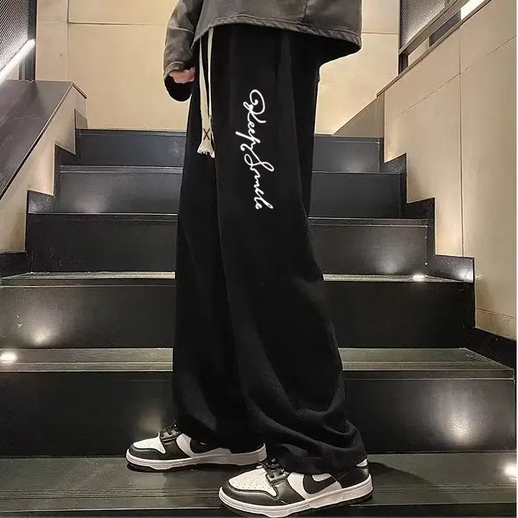 Свободные спортивные брюки прямого кроя для мужчин, весна-осень, повседневные, модные, брендовые, длинные брюки для мальчиков
Свободные спортивные брюки прямого кроя для мужчин, весна-осень, повседневные, модные, брендовые, длинные брюки для мальчиков