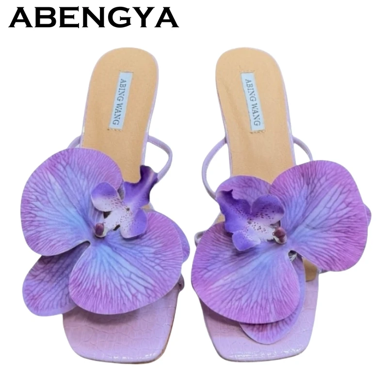 2025 Summer New Fairy Flower Thin High Heels Slippers For Women Square Open Toe Pumps Mules Sexy Runway Party Slides Shoes Femme
2025 Summer New Fairy Flower Thin High Heels Slippers For Women Square Open Toe Pumps Mules Sexy Runway Party Slides Shoes Femme