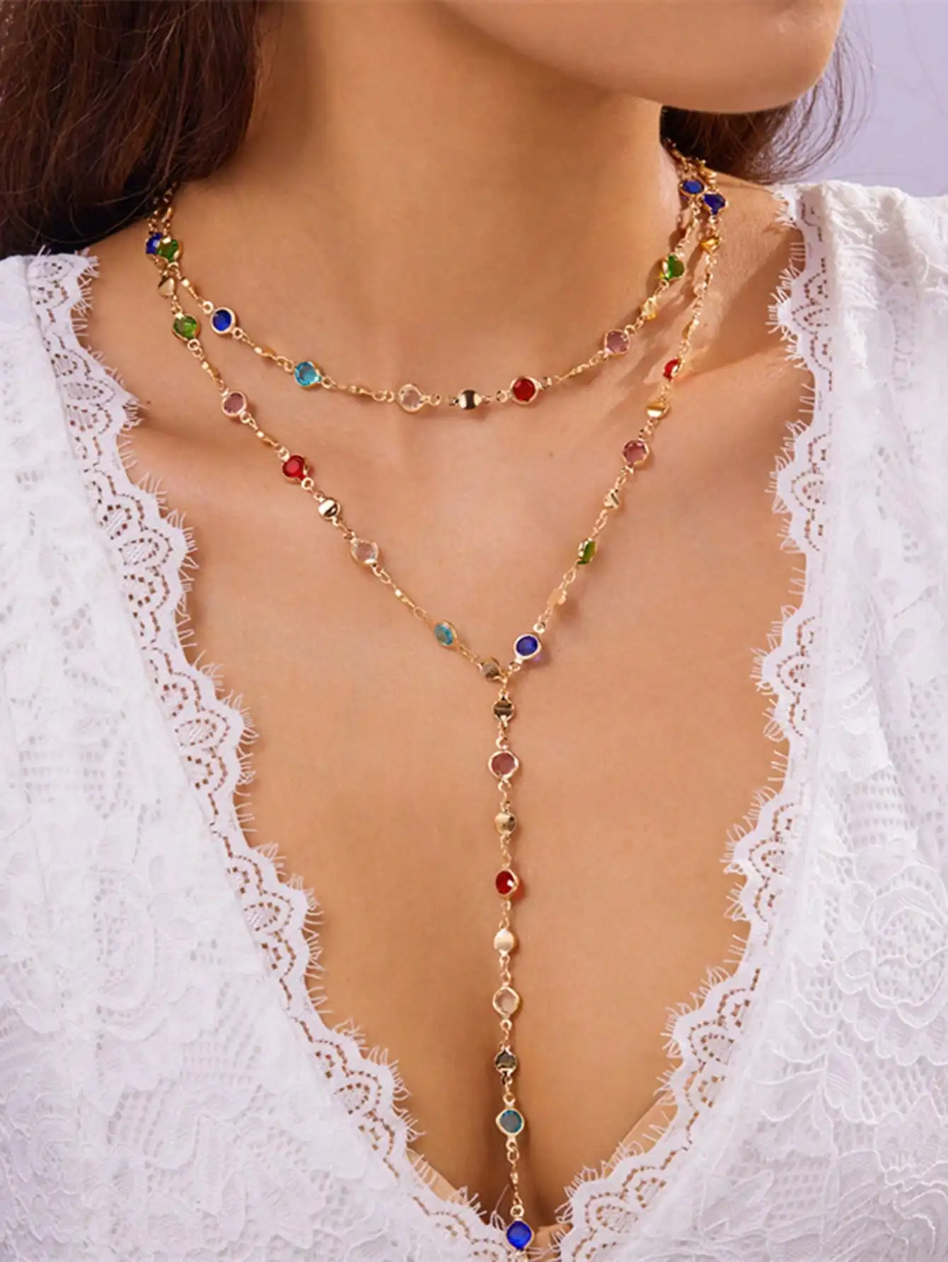 Цветное колье-цепочка из циркония с золотой цепочкой, многослойный дизайн для вечеринок, свиданий или путешествий
Цветное колье-цепочка из циркония с золотой цепочкой, многослойный дизайн для вечеринок, свиданий или путешествий