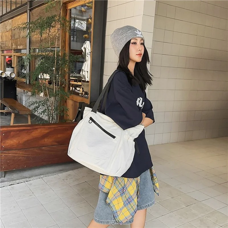 Sleek-elegant 2025 New Ladies Luxury Brand Leather Hand Bag Famous Designer Popular Simple Casual
Sleek-elegant 2025 New Ladies Luxury Brand Leather Hand Bag Famous Designer Popular Simple Casual