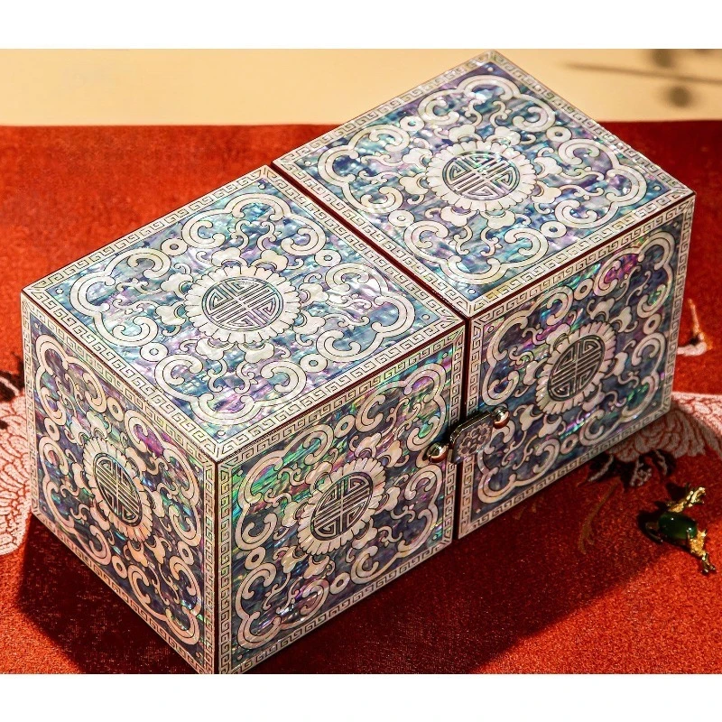 Lacquer jewelry box, wooden jewelry box, jewelry box
Lacquer jewelry box, wooden jewelry box, jewelry box