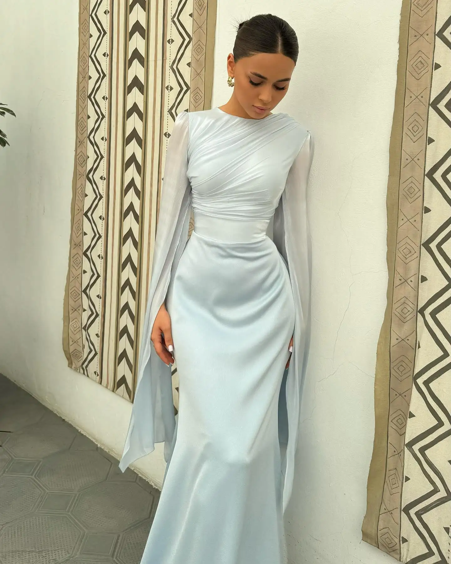 Customized Delicate Satin Straight Evening Dresses Half Sleeves Crew Neck Bespoke Occasion Gowns Sparkly Homecoming Dress
Customized Delicate Satin Straight Evening Dresses Half Sleeves Crew Neck Bespoke Occasion Gowns Sparkly Homecoming Dress