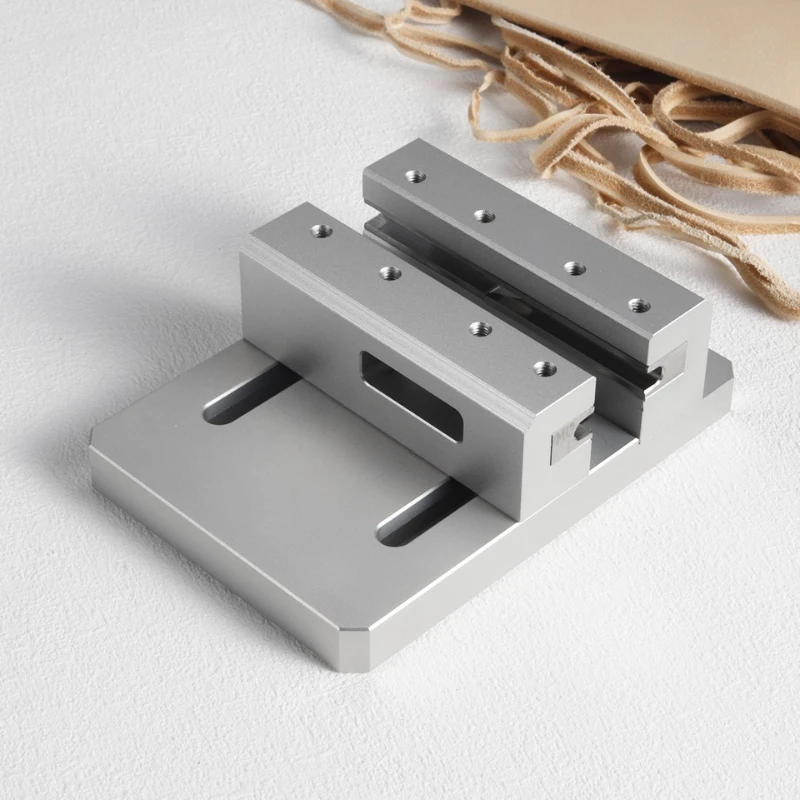 Leather Semi-circular Edge Remover for Removing Burrs and Flying Edges, Hand Polishing and Trimming Tool for Leather Goods
Leather Semi-circular Edge Remover for Removing Burrs and Flying Edges, Hand Polishing and Trimming Tool for Leather Goods