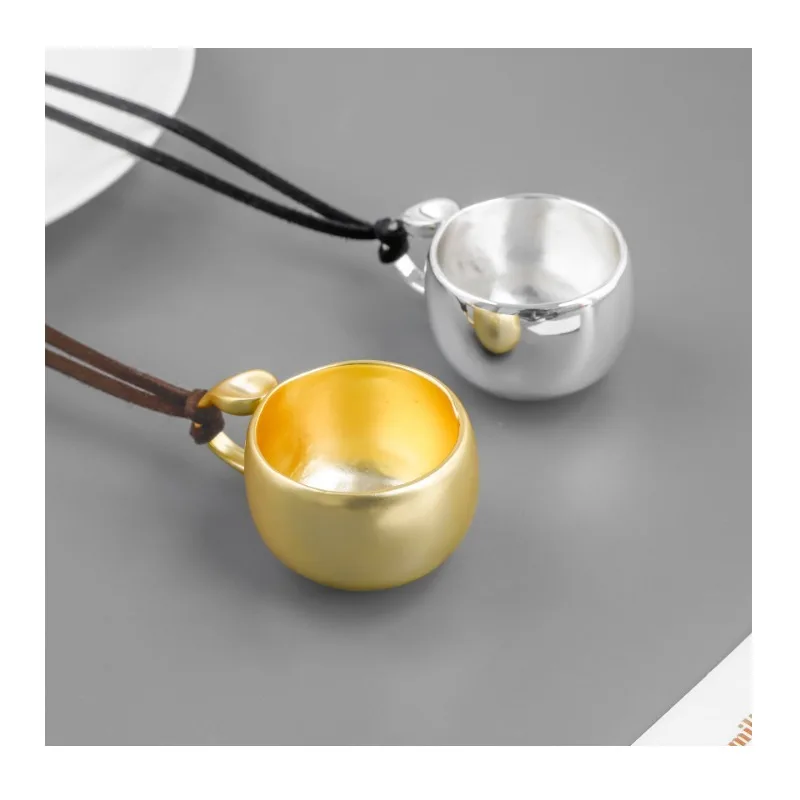 Home New Drink A Cup of Necklaces Tonight Winter Retro Personality Temperament High-end Long Teacup Sweater Chain
Home New Drink A Cup of Necklaces Tonight Winter Retro Personality Temperament High-end Long Teacup Sweater Chain