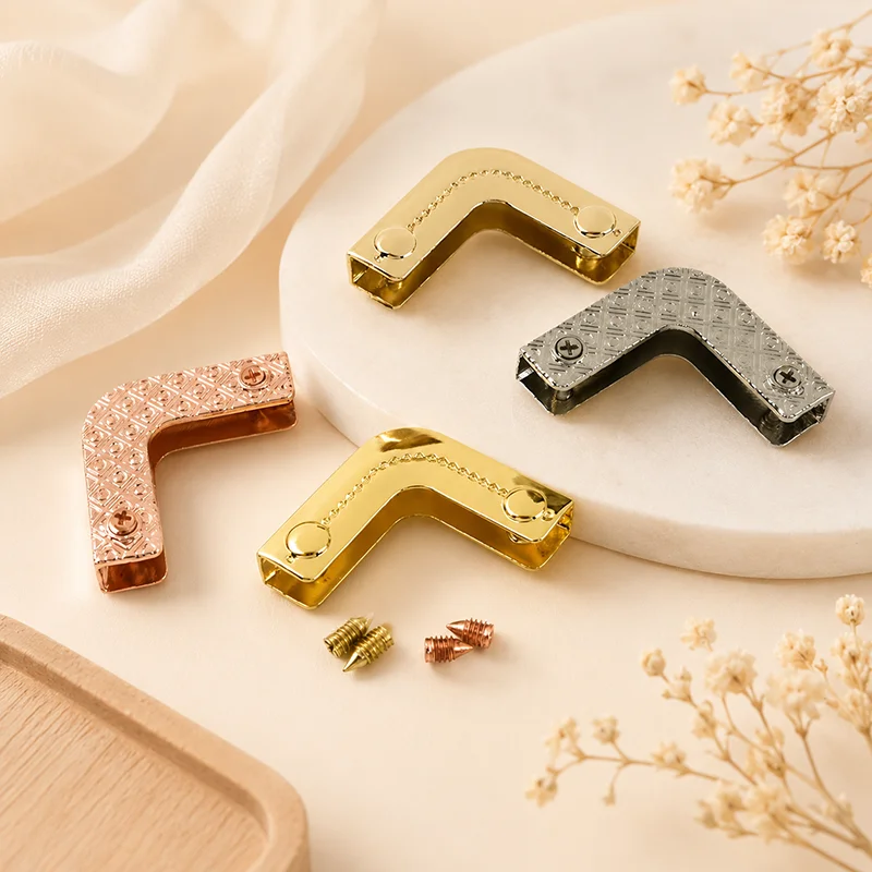 10/20Pcs 25mm Metal Bag Corner Protector Clip Purse Edge Screw Buckle For Leather Craft Wrapping Hardware Repair Accessory DIY
10/20Pcs 25mm Metal Bag Corner Protector Clip Purse Edge Screw Buckle For Leather Craft Wrapping Hardware Repair Accessory DIY