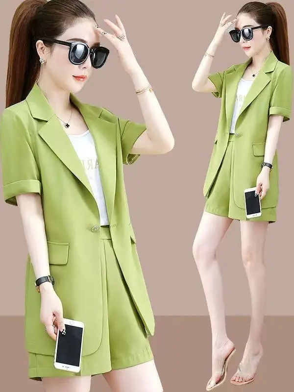 plus Size Women's Suit Set Loose Fit Two Piece Summer New Style Korean Style Commute Short Pants High Waist Short Sleeve
plus Size Women's Suit Set Loose Fit Two Piece Summer New Style Korean Style Commute Short Pants High Waist Short Sleeve