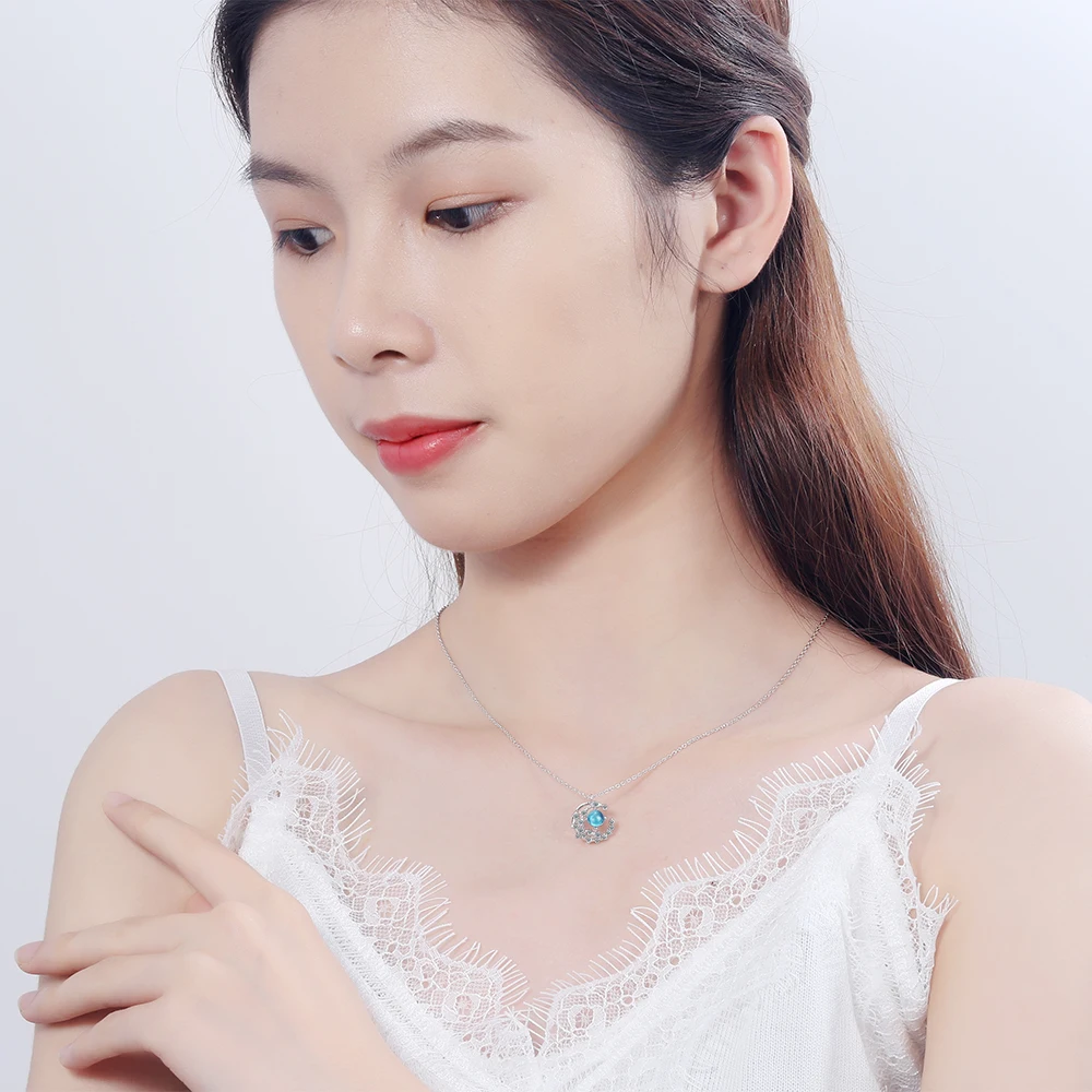 Fashion 925 Sterling Silver Moon Pendant Necklace With Blue Crystal Zirconia Clavicle Chain Necklace For Women S-N514
Fashion 925 Sterling Silver Moon Pendant Necklace With Blue Crystal Zirconia Clavicle Chain Necklace For Women S-N514