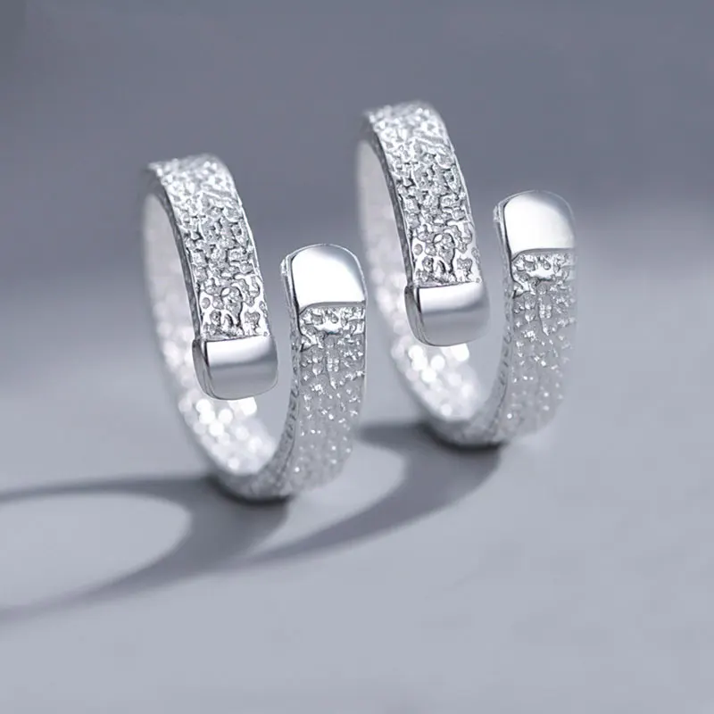Retro Silver Color Rings for Women Men Jewelry Irregular Hammer Pattern Open Handmade Ring Wedding Party Birthday Gifts
Retro Silver Color Rings for Women Men Jewelry Irregular Hammer Pattern Open Handmade Ring Wedding Party Birthday Gifts