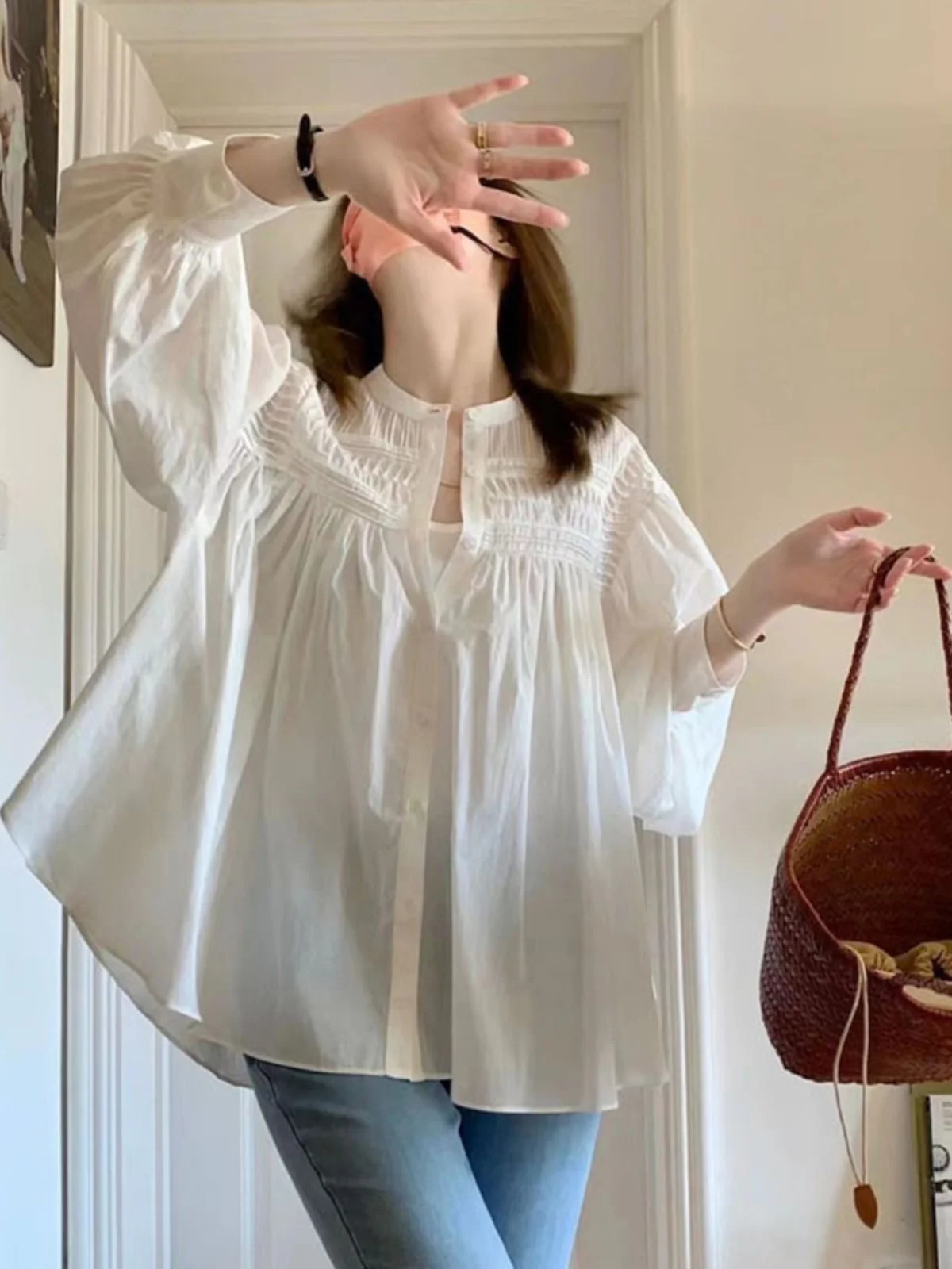 Chic Retro White Long Sve irt Women's Spring New Design Sensation High Doll irt Sweet Sle Top Korean Version Bubble ...
Chic Retro White Long Sve irt Women's Spring New Design Sensation High Doll irt Sweet Sle Top Korean Version Bubble ...