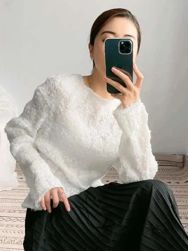 Miyake 2025 летняя новая однотонная повседневная рубашка с длинным рукавом и круглым вырезом, модная женская плиссированная футболка с баской
Miyake 2025 летняя новая однотонная повседневная рубашка с длинным рукавом и круглым вырезом, модная женская плиссированная футболка с баской