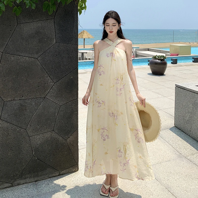 French Style Vacation Printed Halter Dress Fairy Gentle Beach Sleeveless Long Dress
French Style Vacation Printed Halter Dress Fairy Gentle Beach Sleeveless Long Dress
