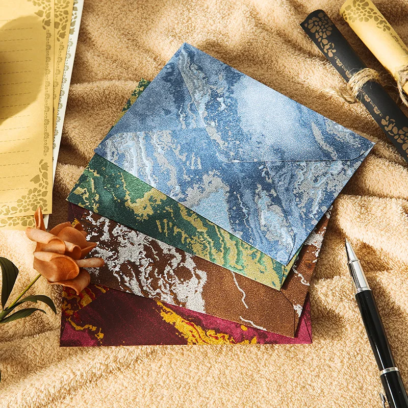 Позолоченный конверт, набор конвертов, стиль портрета, западный ретро-стиль, любовное письмо с тиснением, текстура, приглашение на день Святого Валентина, конверт
Позолоченный конверт, набор конвертов, стиль портрета, западный ретро-стиль, любовное письмо с тиснением, текстура, приглашение на день Святого Валентина, конверт