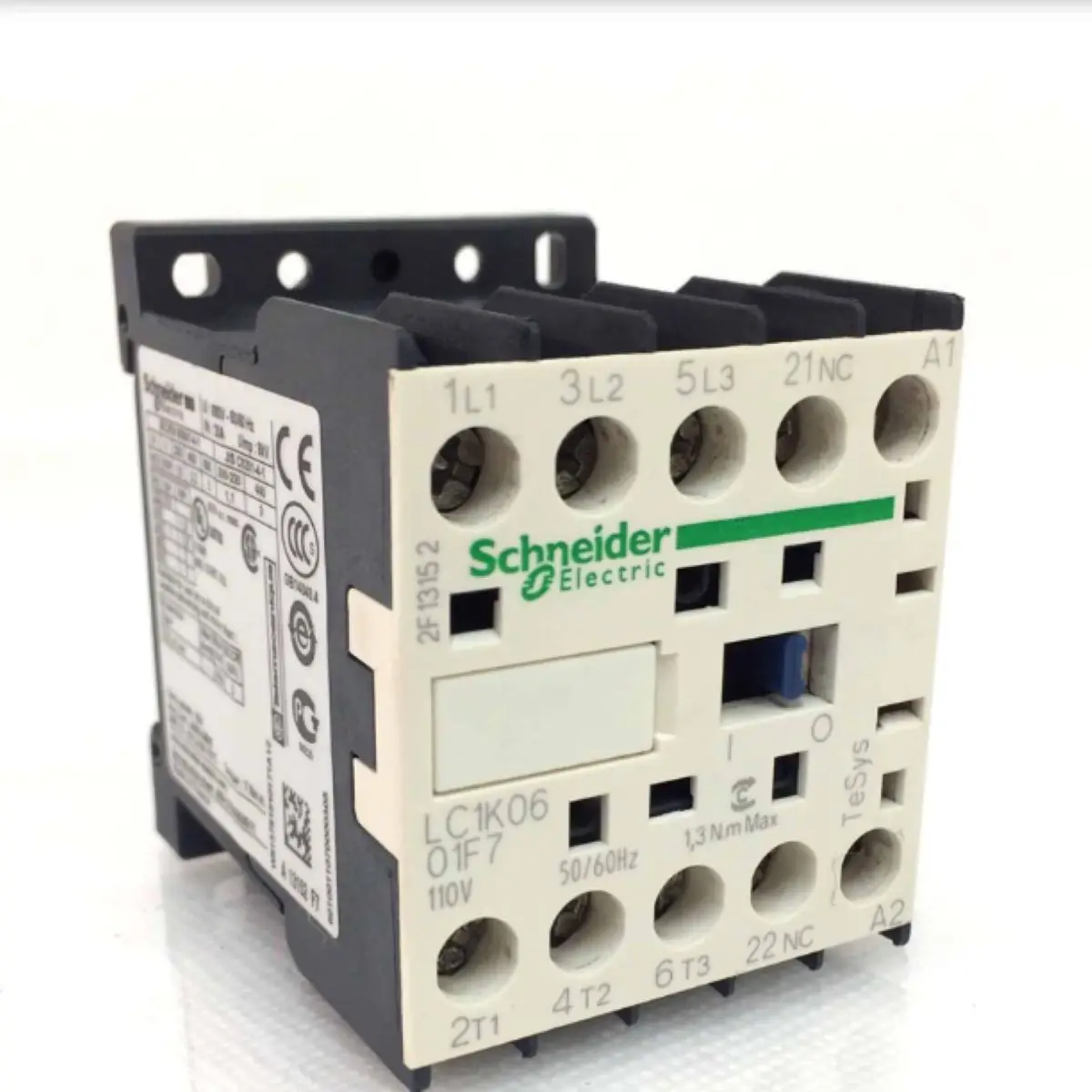 LC1K0601F7 LC7K0601F7 TeSys K contactor - 3P - AC-3 = 440 V 6 A - 1 NC aux. - 110 V AC coil
LC1K0601F7 LC7K0601F7 TeSys K contactor - 3P - AC-3 = 440 V 6 A - 1 NC aux. - 110 V AC coil