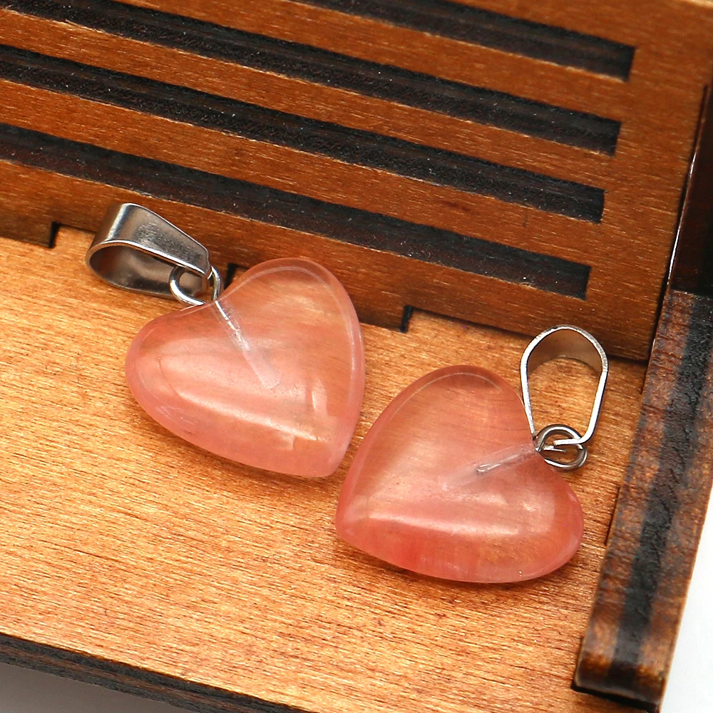 Light Luxury Fashionable Natural Stone Crystal Polished Heart-Shaped Loose Single-Hole Agate Pendants DIY Accessories Necklaces
Light Luxury Fashionable Natural Stone Crystal Polished Heart-Shaped Loose Single-Hole Agate Pendants DIY Accessories Necklaces