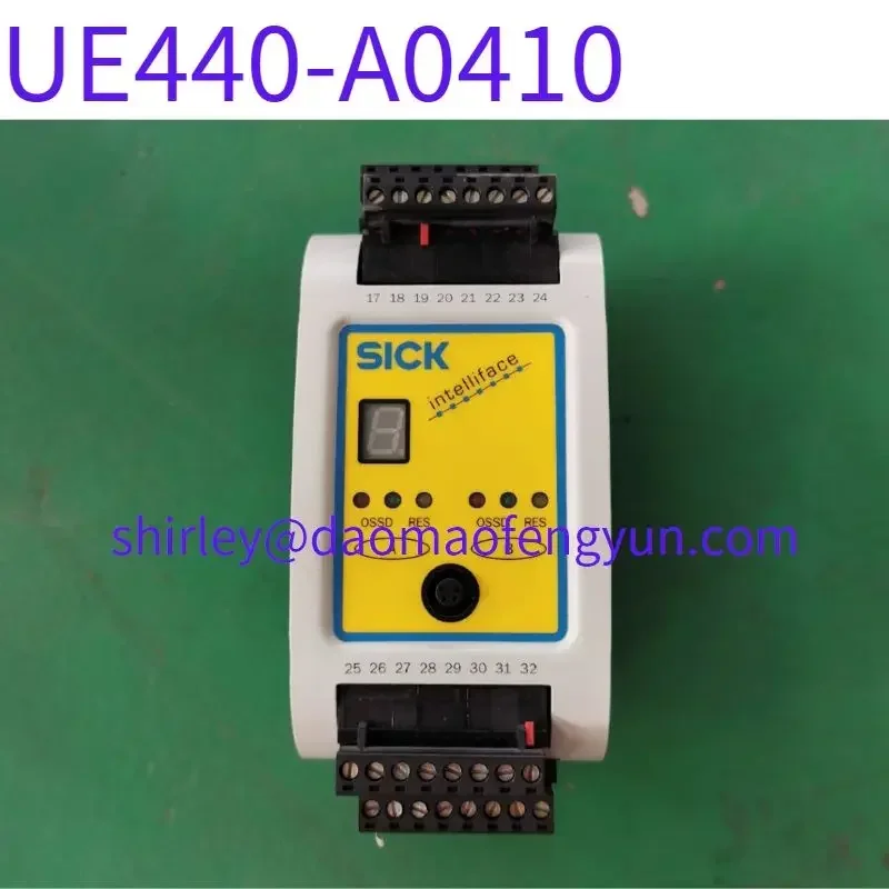 Использованное защитное реле UE440-A0410, проверено, исправно.
Использованное защитное реле UE440-A0410, проверено, исправно.