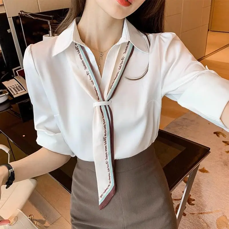 Elegant White Satin Long Sleeve Women's Shirt Professional Workwear Casual Style V-Neck Regular Fit Thin Material Spring Autumn
Elegant White Satin Long Sleeve Women's Shirt Professional Workwear Casual Style V-Neck Regular Fit Thin Material Spring Autumn
