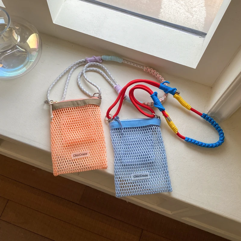 2026 Summer Sweet Korean Style Nylon Mesh Crossbody Bag Casual Small Size Solid Color Mobile Phone Bag Beach Vacation Female
2026 Summer Sweet Korean Style Nylon Mesh Crossbody Bag Casual Small Size Solid Color Mobile Phone Bag Beach Vacation Female