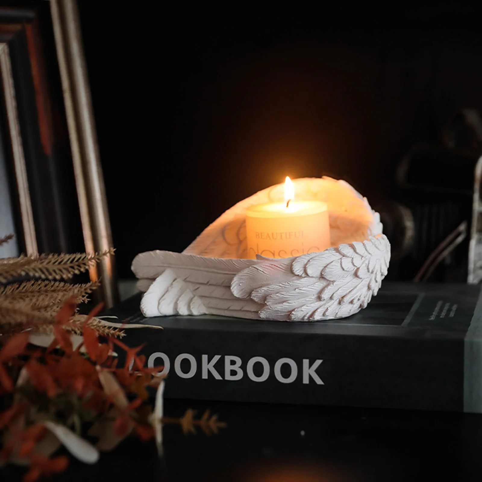 Delicate Angel Wing Resin Holder Tealight Votive Prayer Candlestick For Home Office Decor Desktop Banquet Party Festival 
Delicate Angel Wing Resin Holder Tealight Votive Prayer Candlestick For Home Office Decor Desktop Banquet Party Festival